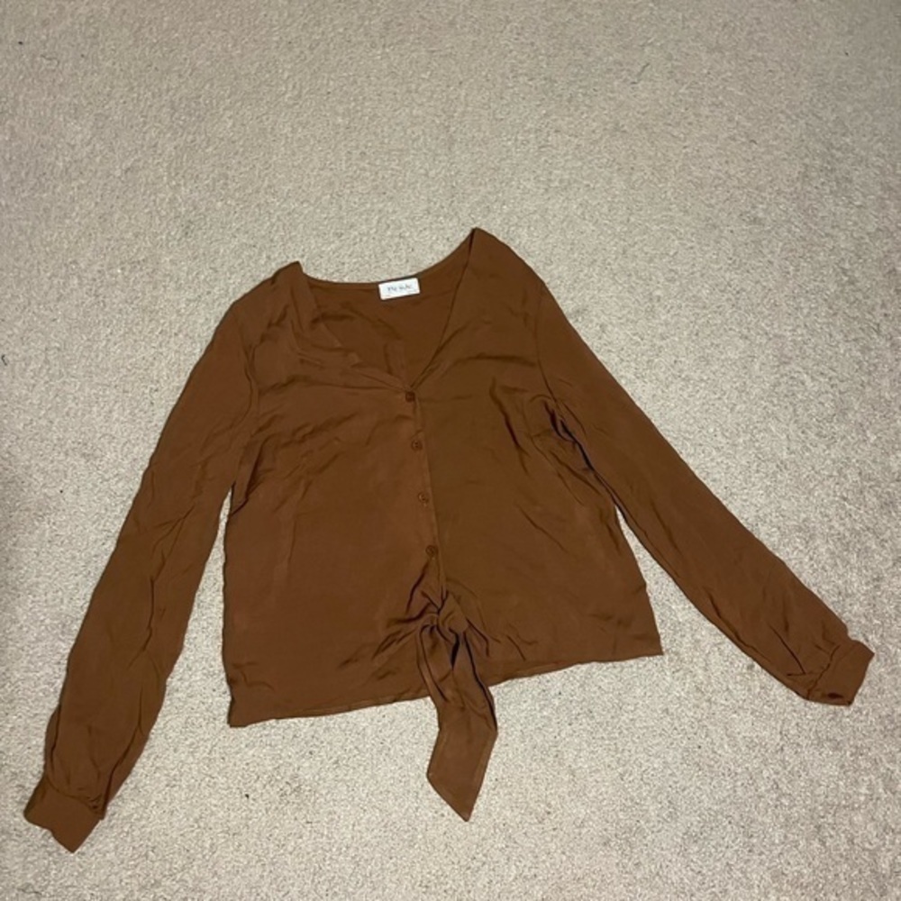 Love Sadie Brown‎ Tie up long sleeve top Medium